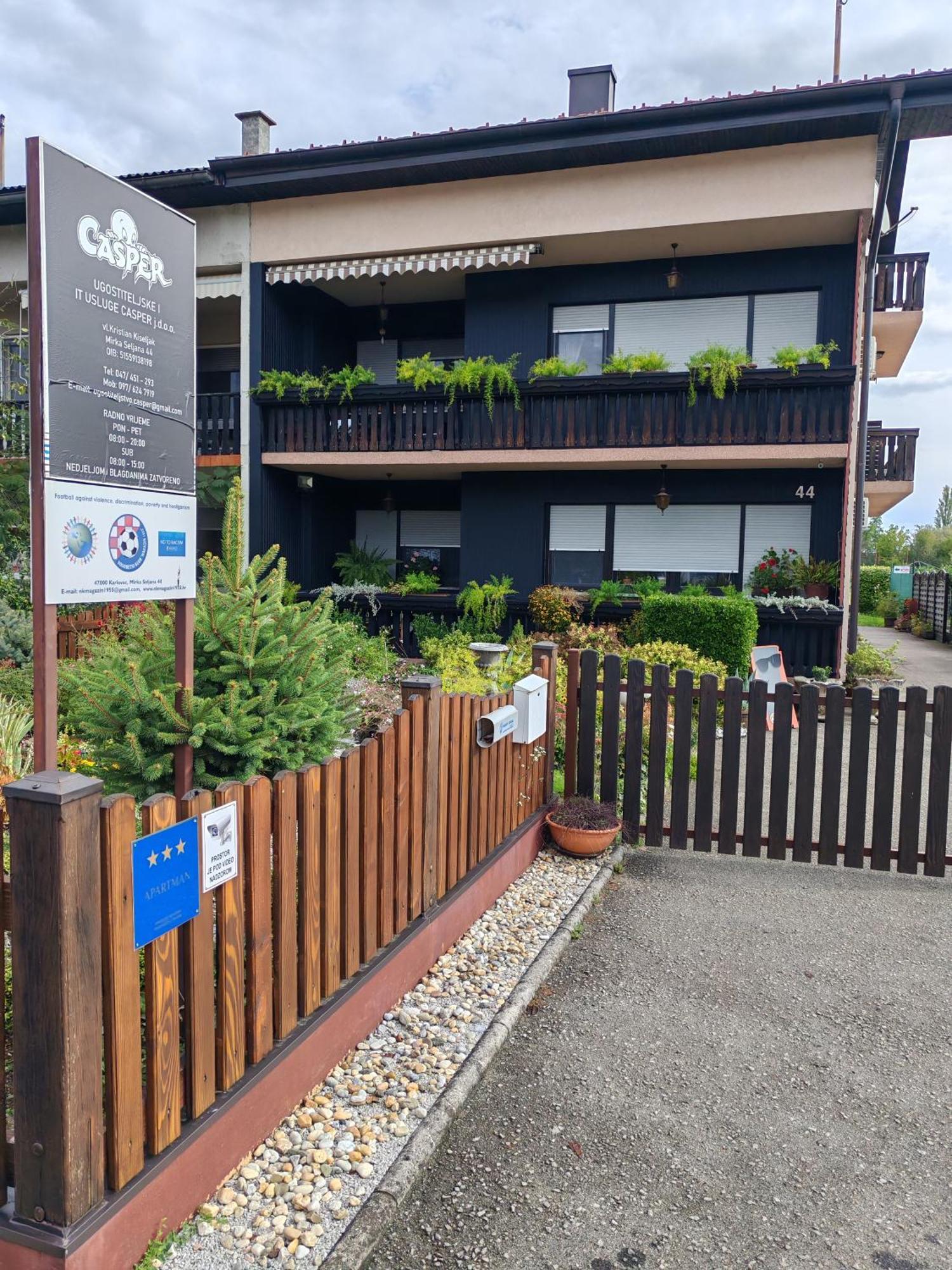 Apartman Ivana Karlovac Exterior photo